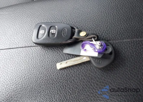 2013 Kia Sorento Lx из США, поврежденный, VIN 5XYKT3A68DG417676